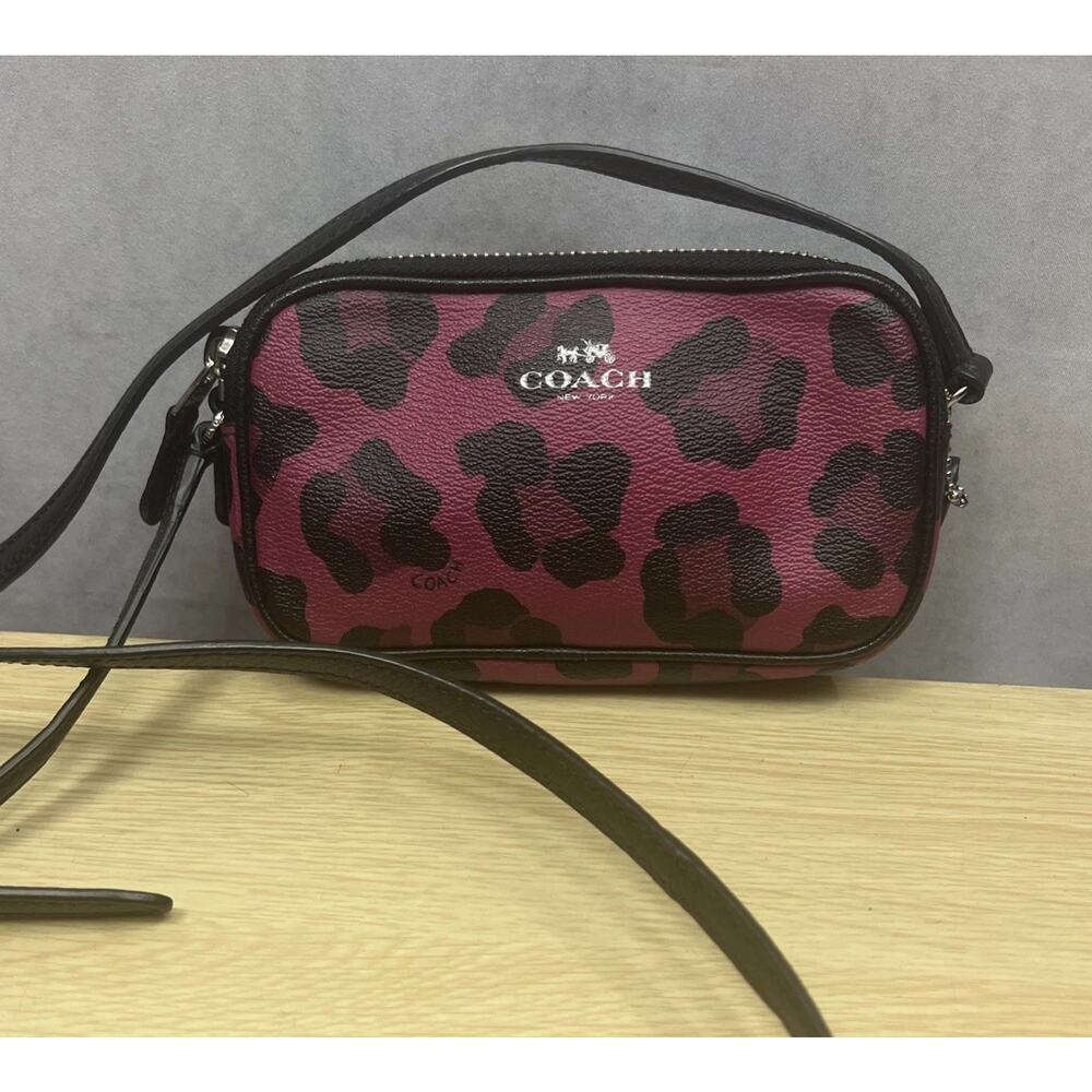 COACH Ocelot Vintage Print Pouch Crossbody Black/Red G1580 Made In Vietnam - Picture 4 of 16